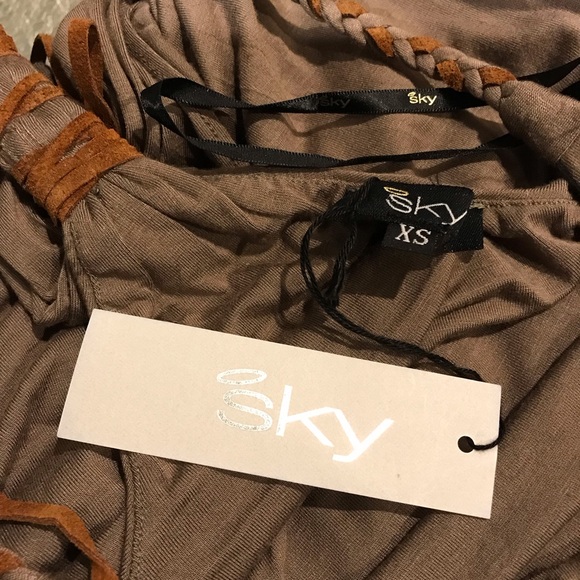 SKY Women's Tan Sleeveless Top - Picture 7 of 10